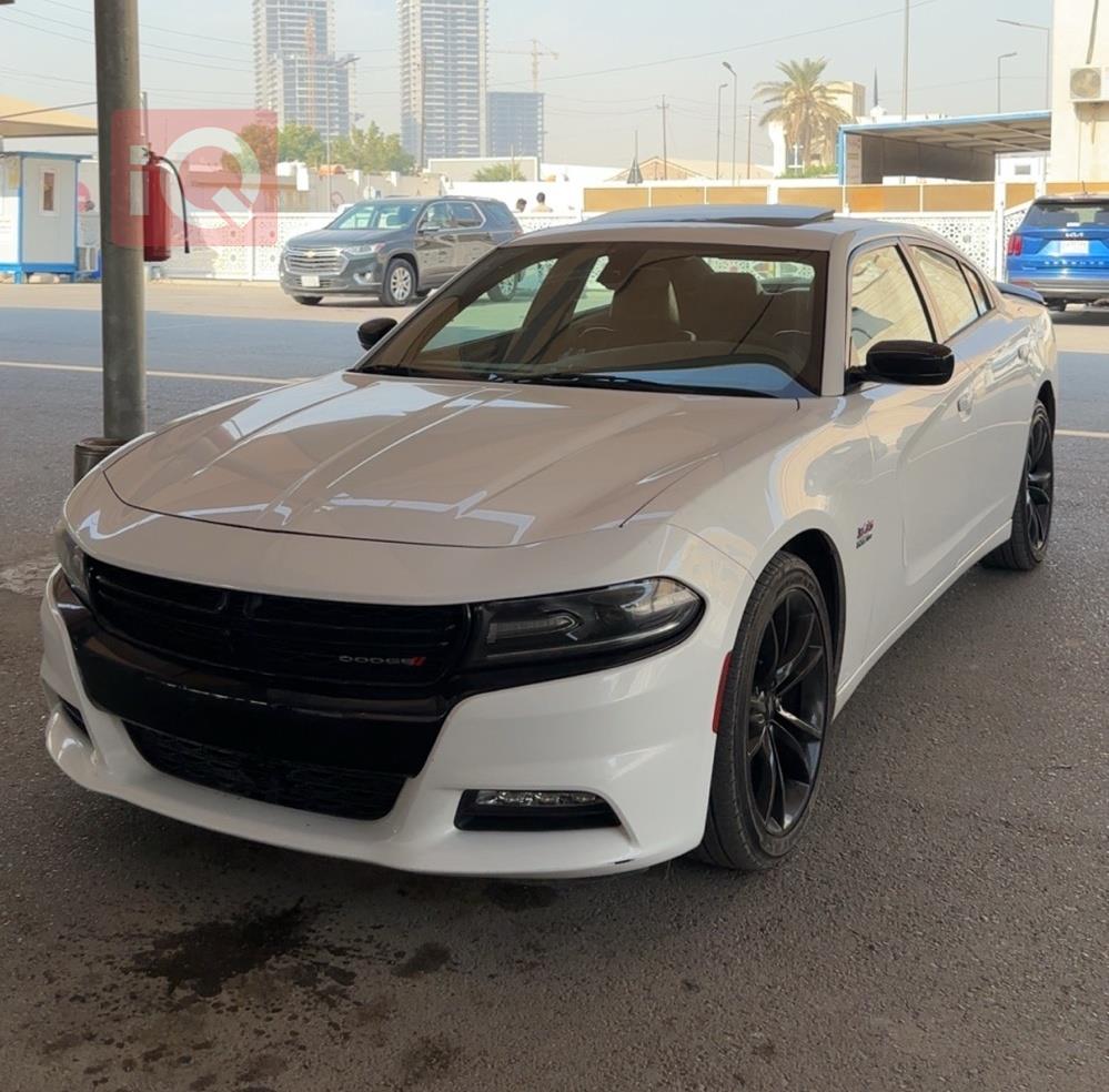 دودج تشارجر